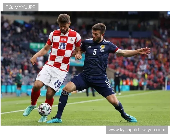 足球比赛中的进攻组织与队员配合 足球比赛中的进攻组织与队员配合